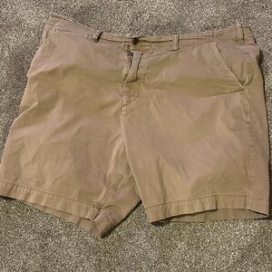 American Eagle shorts size 46